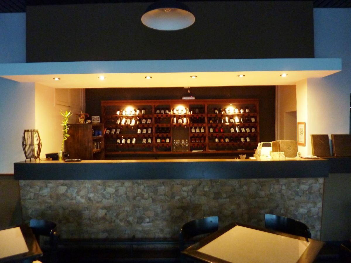 Ideal Resto Bar Hotel Río Colorado